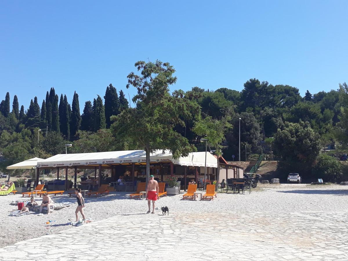 Mobile Home Lidano, Kamp Porton Biondi Rovinj Kültér fotó